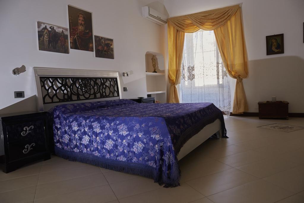 B&B Palazzo Della Torre 페스키치 외부 사진